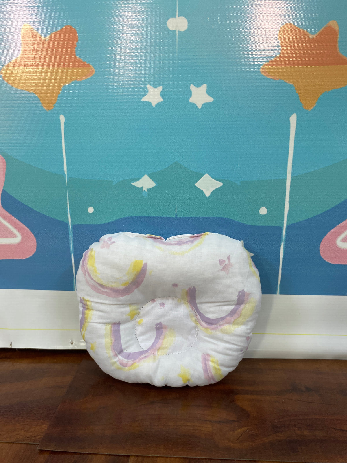 8 Pieces Bedding Set - White Rainbow