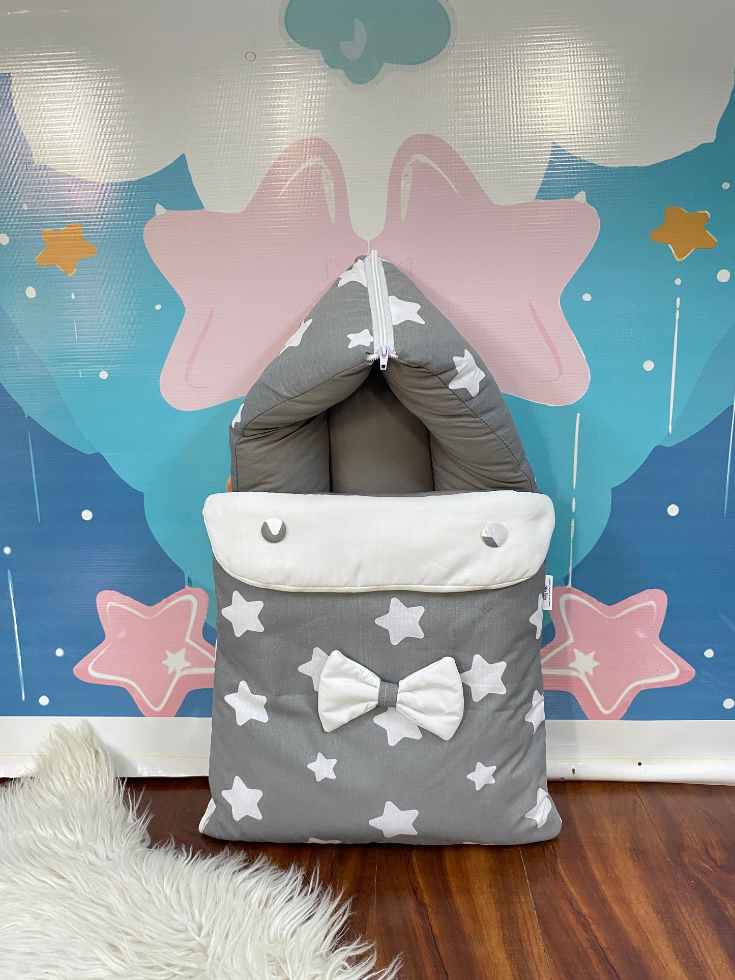 8 Pieces Bedding Set - Grey Stars