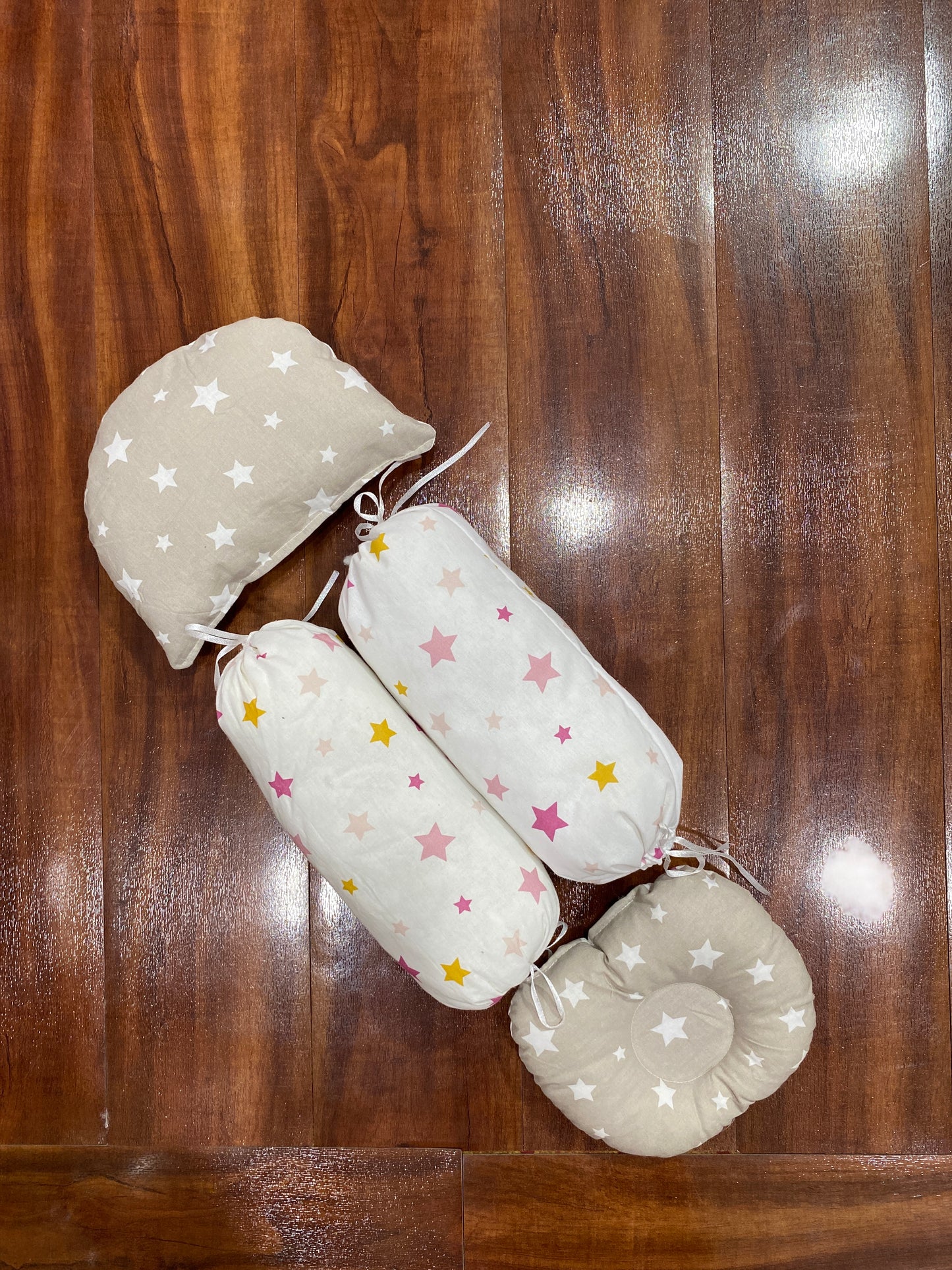 8 Pieces Bedding Set - Stars