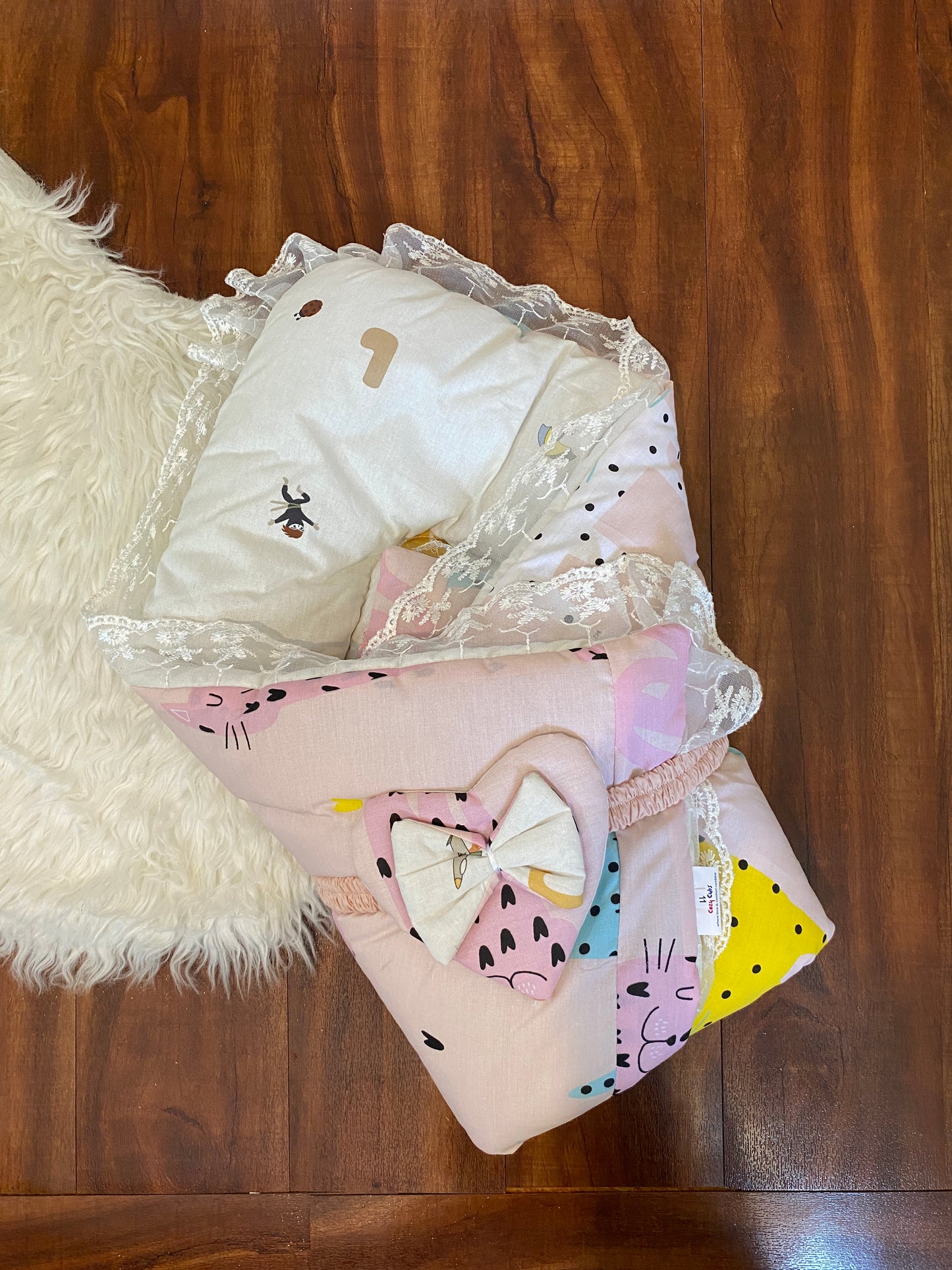 12 Pieces Snuggle Bed Set