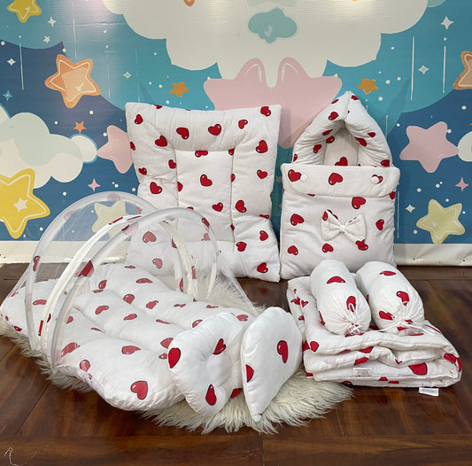 8 Pieces Bedding Set - Red Hearts