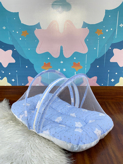 8 Pieces Bedding Set - Blue Clouds