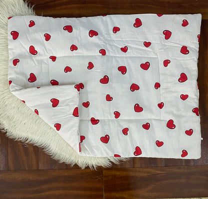 8 Pieces Bedding Set - Red Hearts