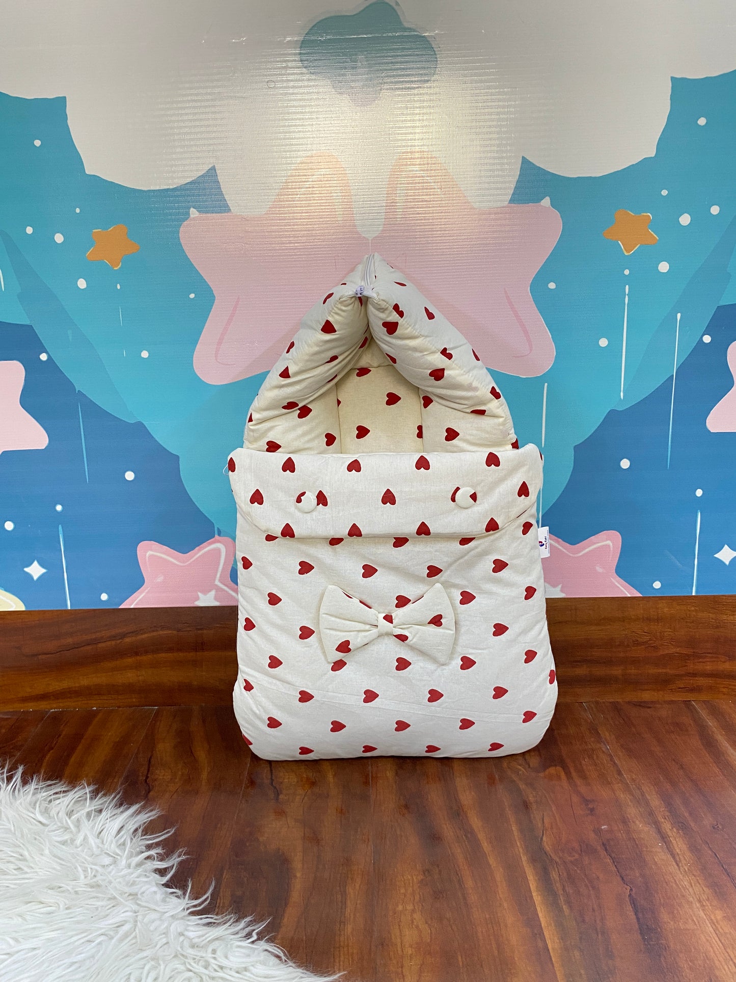 8 Pieces Bedding Set - Mini Red Hearts