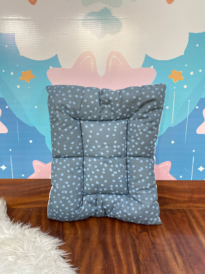 8 Pieces Bedding Set - Green & White