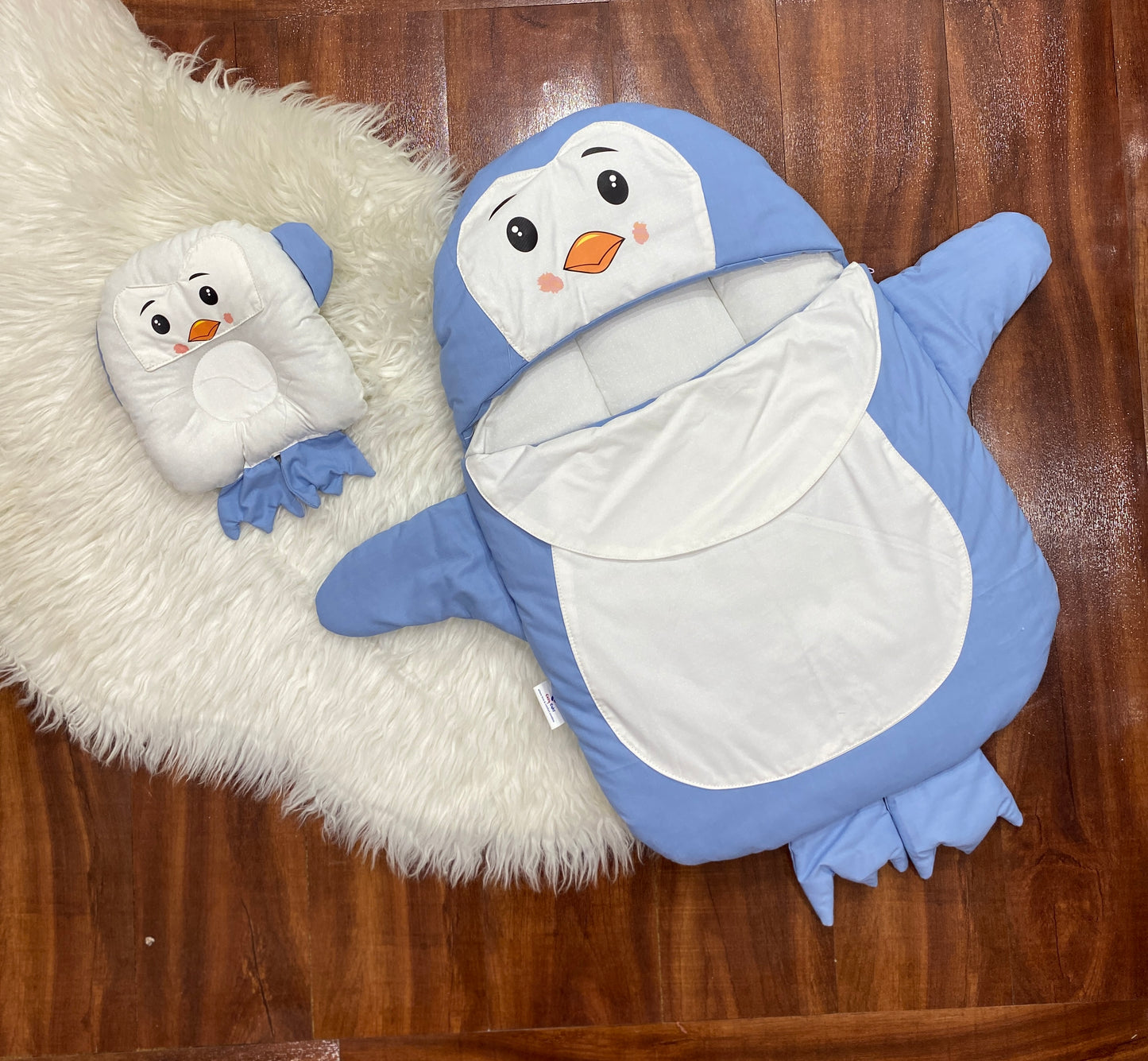Penguin Carrynest