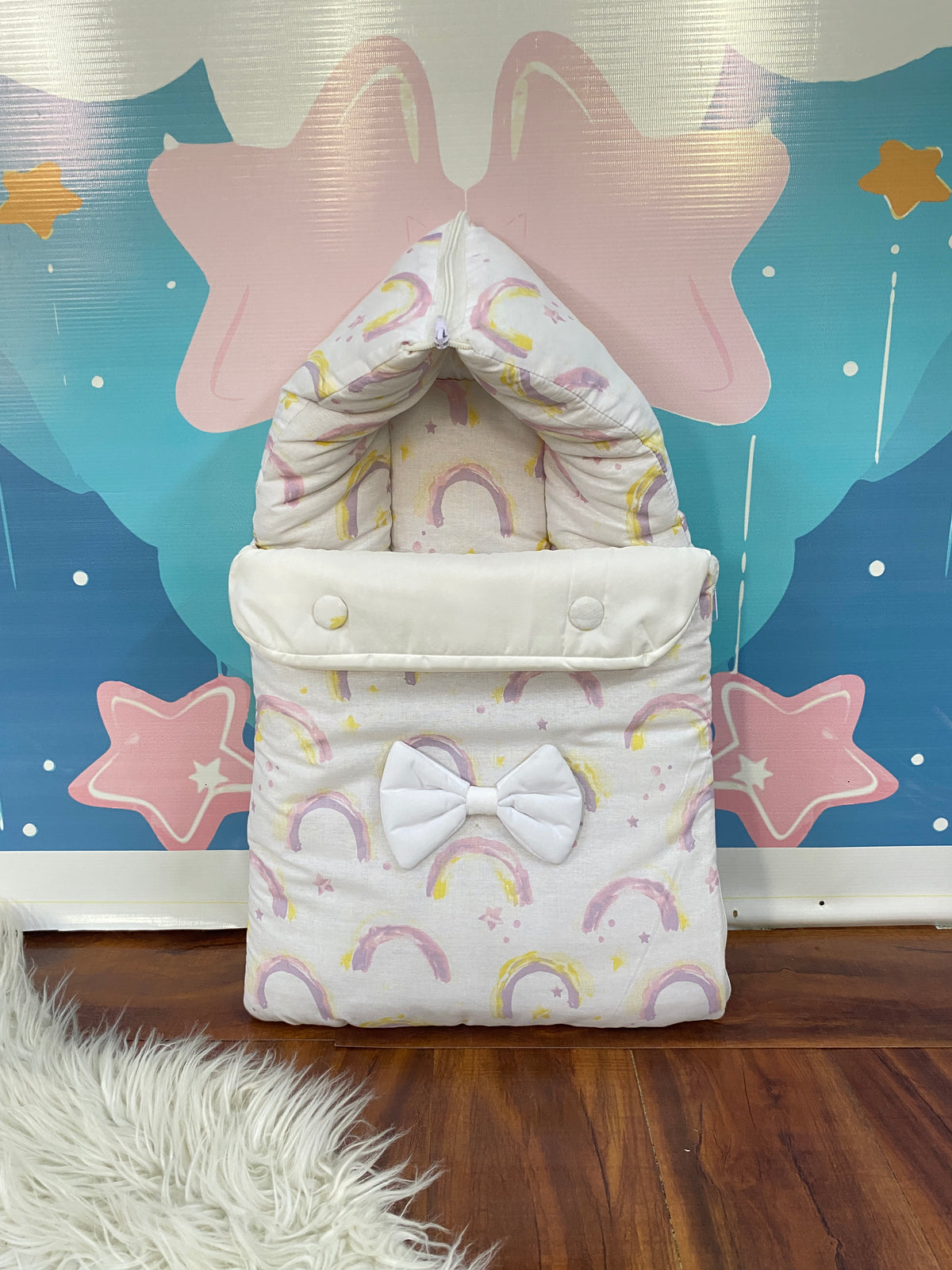 8 Pieces Bedding Set - White Rainbow