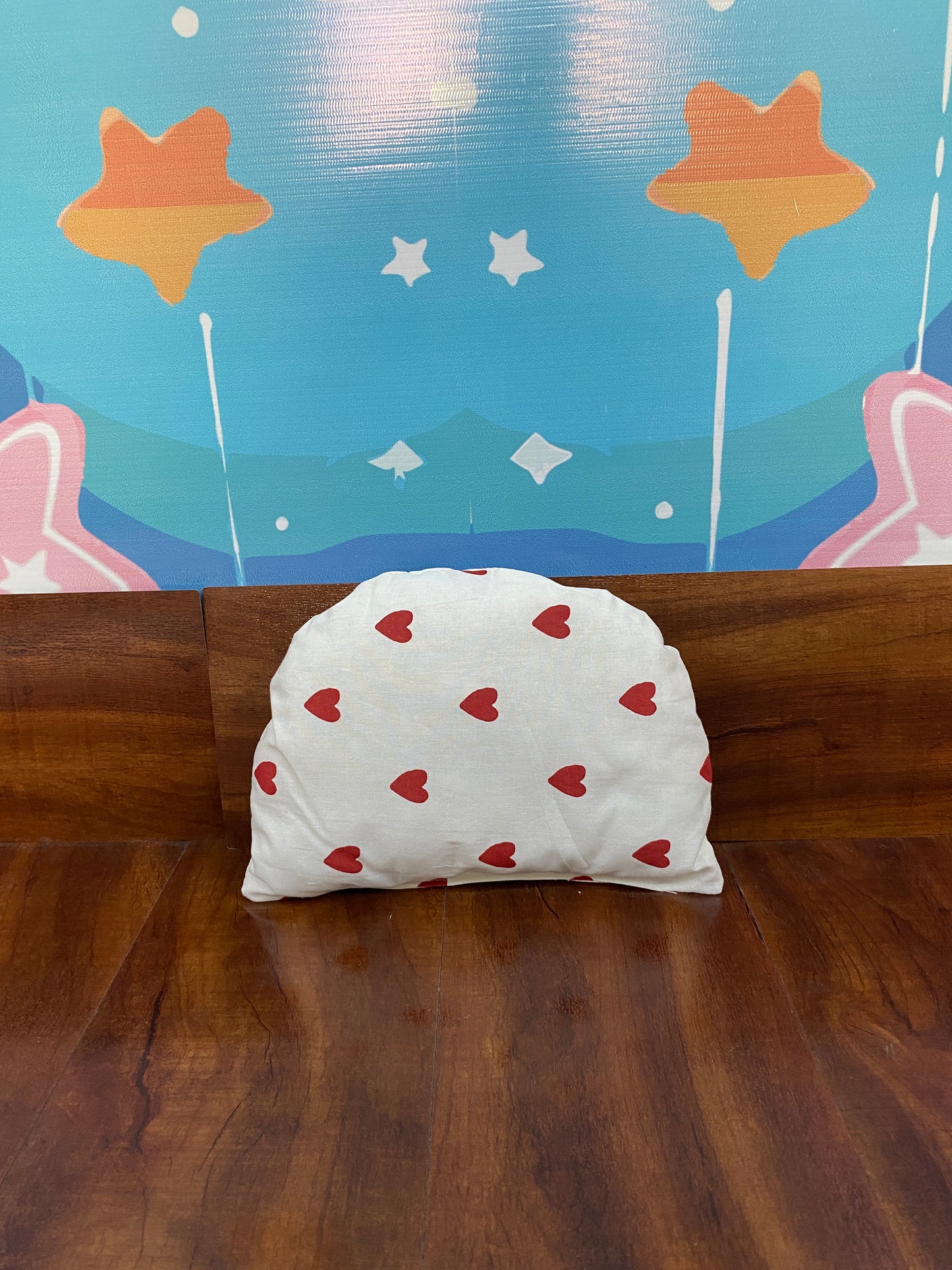 8 Pieces Bedding Set - Mini Red Hearts