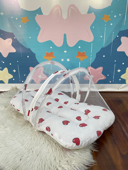 8 Pieces Bedding Set - Red Hearts