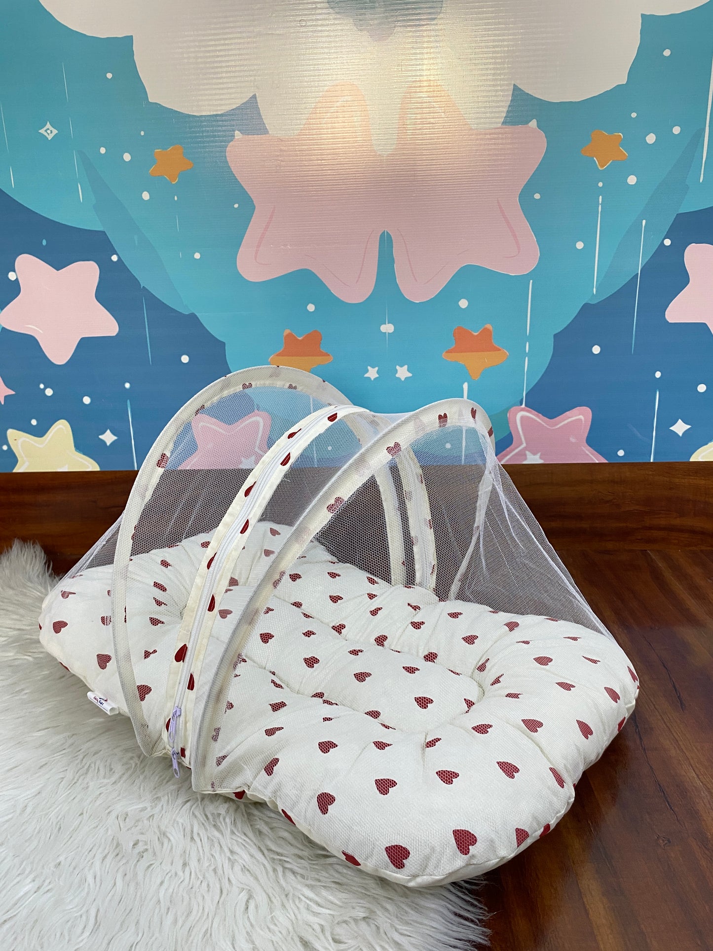 8 Pieces Bedding Set - Mini Red Hearts