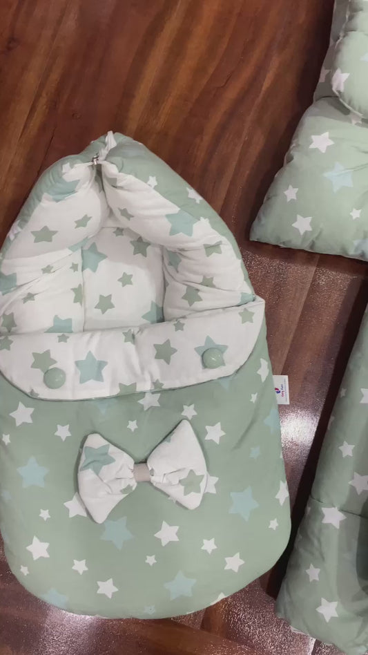 8 Pieces Bedding Set